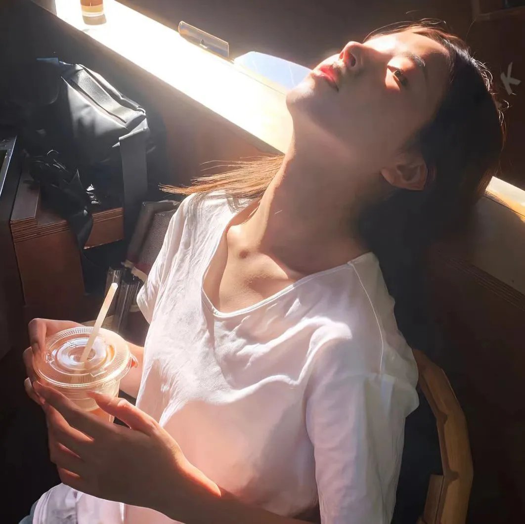 极黑的布伦希尔特 在线观看